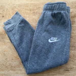 Nike Boy’s‎ Sz 6 Gray Fleece Joggers